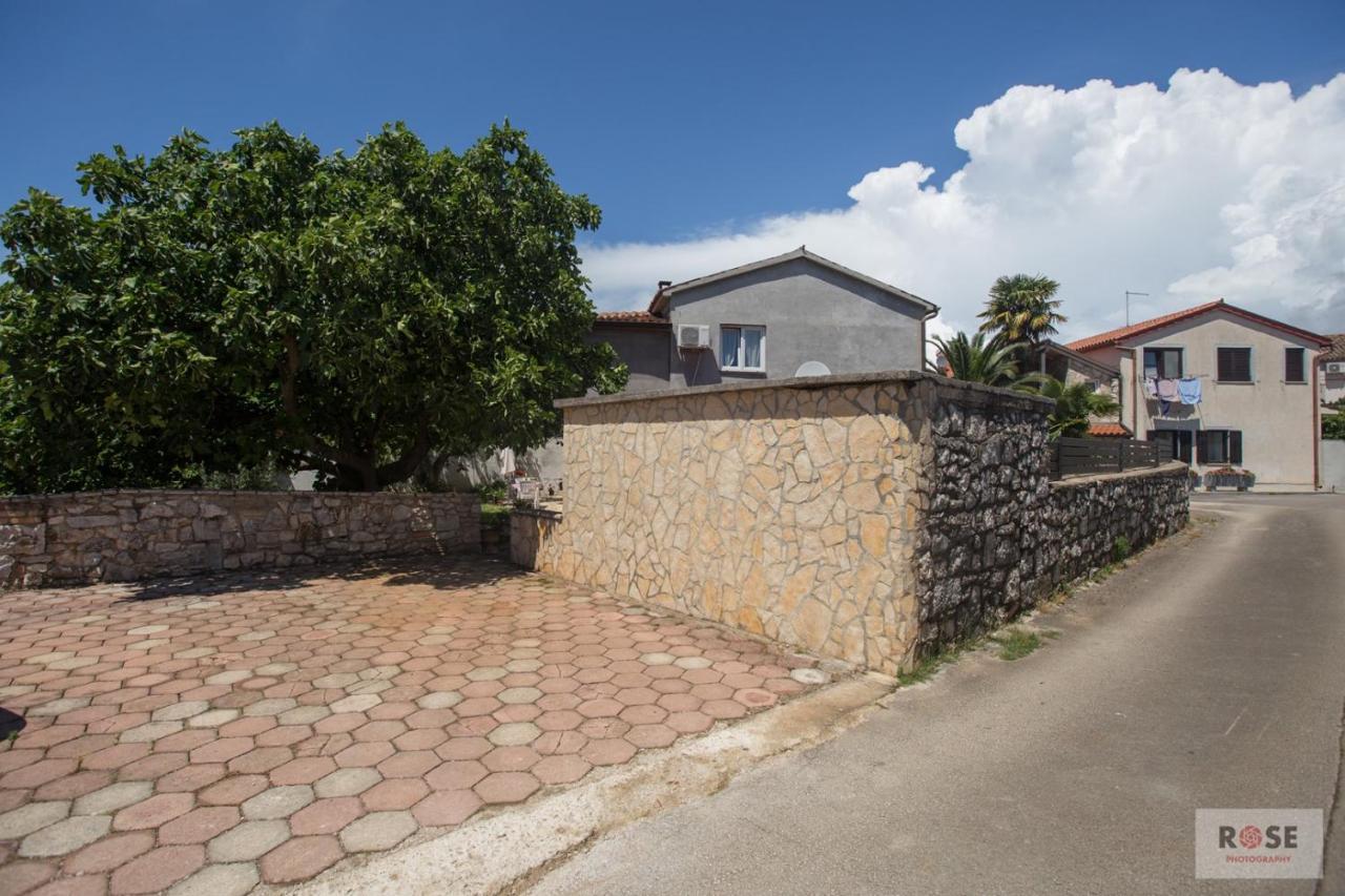 Apartment Laureta Poreč Eksteriør bilde